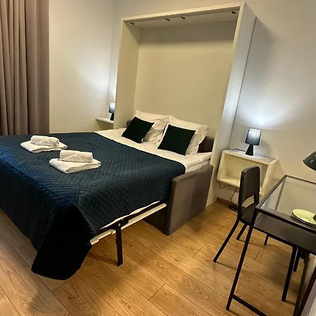 Apartamento Jerozolimskie Airport And Train 319 Varsóvia